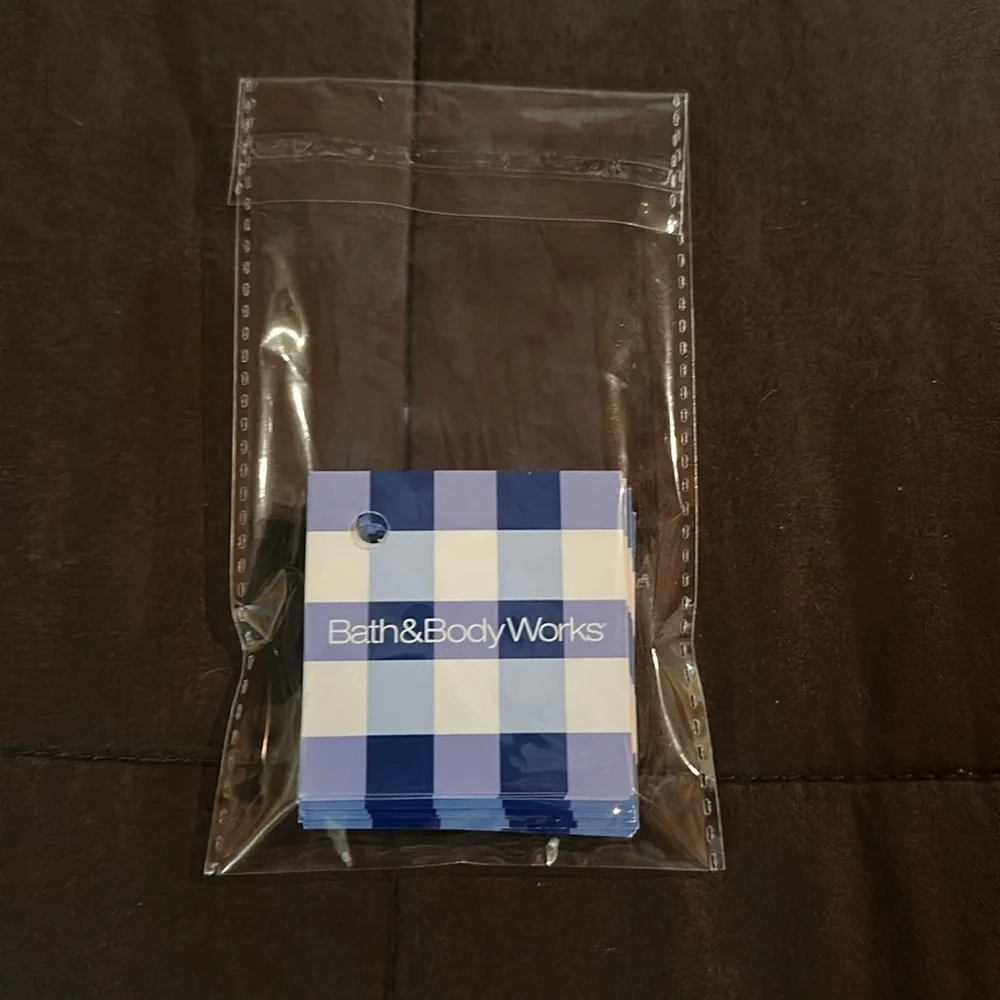 Bath & Body Works Small Gingham Gift Tags